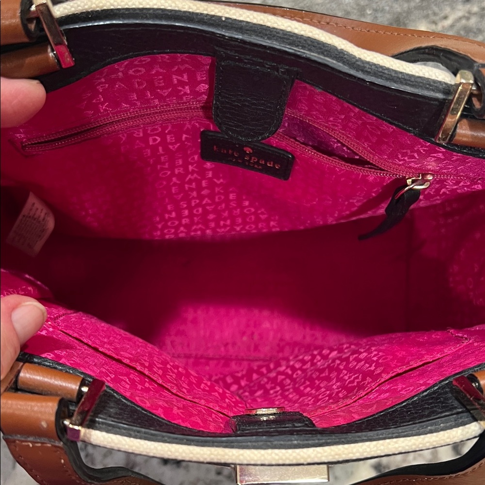 Kate Spade Black and White Striped Crossbody Bag - Picture 3 of 6